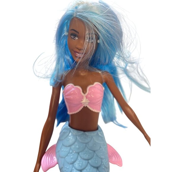 Disney Princess Ariel & Mermaid Barbie Dolls Bundle Mermaid Tails & Accessories - Picture 5 of 8